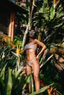 Teeny Bottom - Dume -VANA Apparel Store 240530 skatie 2256 Edit e11340c6 6aa5 4c48 abdf d9e4a453f41d