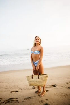 Lyndi Top - Wisteria 26 Lyndi Top - Wisteria -VANA Apparel Store 240530 skatie 6246