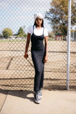 Jennifer Dress - Black -VANA Apparel Store 90s BASICS EDITS 04