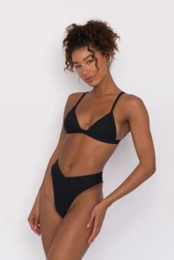 Iggy Bottom - Black -VANA Apparel Store DSC 9042 7428ed53 5e03 4a78 8b51 715450afa684