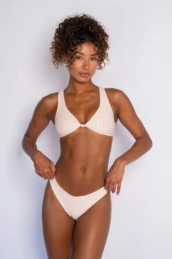 Cheryl Bottom - Bisou 12 Cheryl Bottom - Bisou -VANA Apparel Store SKATIE Bisou 13