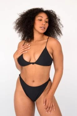Salty Bottom - Black -VANA Apparel Store SKATIE BlackRe stockCURVE 159