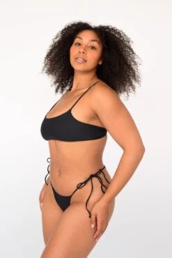 Maddie Top - Black -VANA Apparel Store SKATIE BlackRe stockCURVE 178