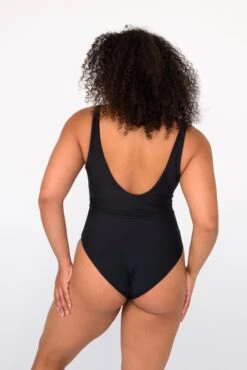 Amanda One Piece - Black -VANA Apparel Store SKATIE BlackRe stockCURVE 18