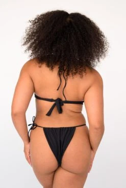 Cher Top - Black -VANA Apparel Store SKATIE BlackRe stockCURVE 213