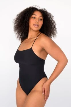 Resa One Piece - Black 18 Resa One Piece - Black -VANA Apparel Store SKATIE BlackRe stockCURVE 30