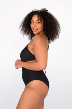 Shelby One Piece - Black 15 Shelby One Piece - Black -VANA Apparel Store SKATIE BlackRe stockCURVE 4