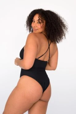 Madison One Piece - Black -VANA Apparel Store SKATIE BlackRe stockCURVE 42