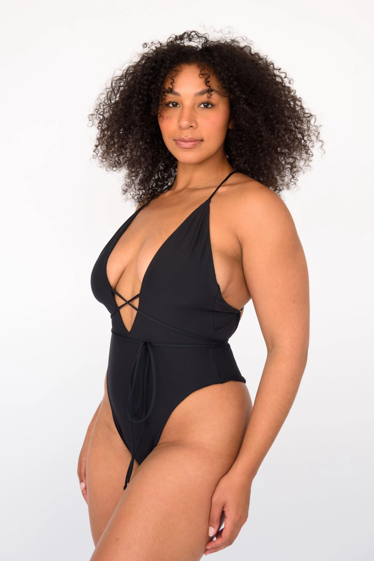 Lynn One Piece - Black 12 Lynn One Piece - Black - Image 10