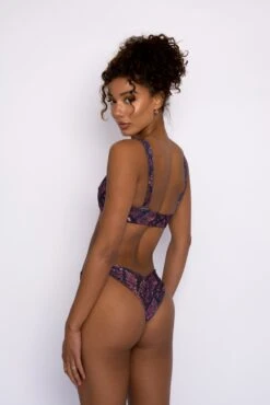 Suzanne Bottom - Boa -VANA Apparel Store SKATIE Boa 41 6c096085 f2fe 45d4 89a3 71ca6e7e0567