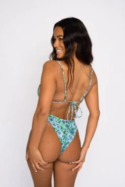 Ella Top - Cardiff 16 Ella Top - Cardiff -VANA Apparel Store SKATIE Cardiff 15 Edit