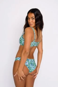 Mya Top - Cardiff -VANA Apparel Store SKATIE Cardiff 36 pp 6ce7b708 a014 463a ba83 4e84e7ec81ec