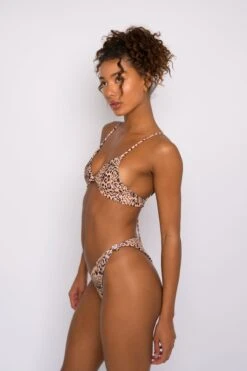 Suzanne Bottom - Dume 12 Suzanne Bottom - Dume -VANA Apparel Store SKATIE Dume 78 da5de49d 044b 4816 a7b5 85d6d085999c