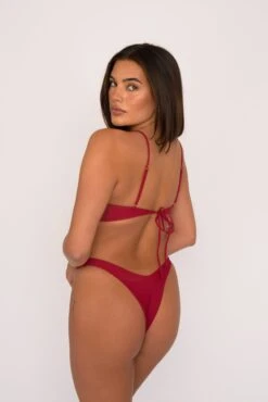 Sarah Top - July -VANA Apparel Store SKATIE July 25 Edit