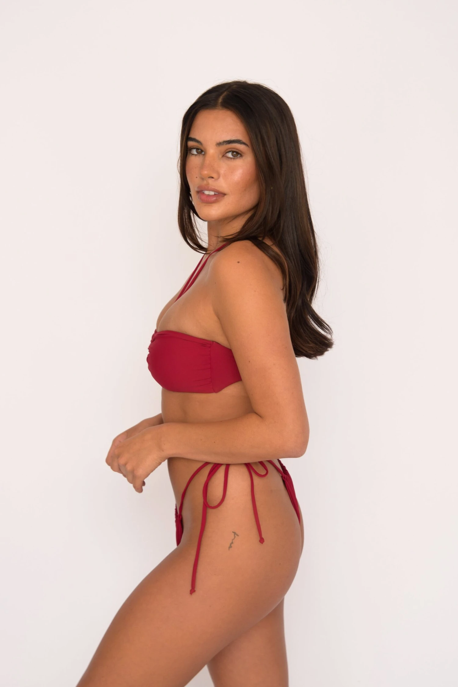 Kristen Bottom - July 5 Kristen Bottom - July - Image 3