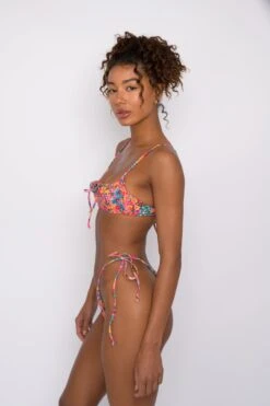 Kristen Bottom - Mulholland -VANA Apparel Store SKATIE Muholland 12 50f1e24d f5ab 4c96 905c a15172e2d8c5