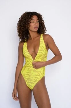 Carmen One Piece - Tropicale -VANA Apparel Store SKATIE Tropicale 48