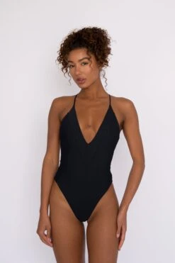 Susan One Piece - Black -VANA Apparel Store SKATIE black 10 d7241db0 4d0f 4e20 bc4e 3bbddc60fe48