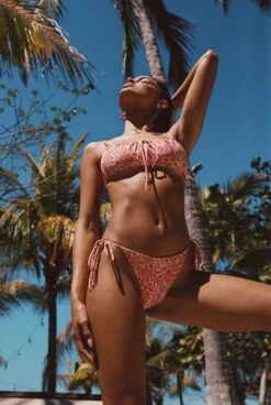 Vera Bottom - Flora 23 Vera Bottom - Flora -VANA Apparel Store amad663 065 f03d918e 438c 4351 8d34 271d2ccea57f